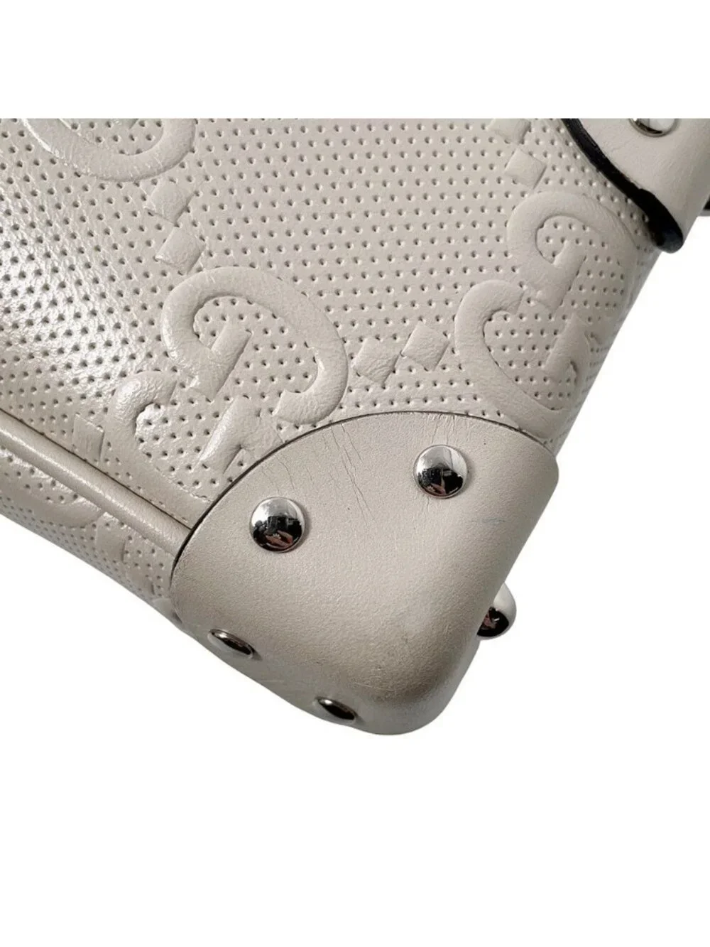 Gucci Shoulder Bag GG Embossed Leather White